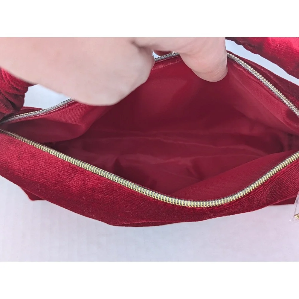 Estee Lauder Cosmetic Bag Red Velvet Ruched Handle‎ Star Zipper Makeup Purse GWP